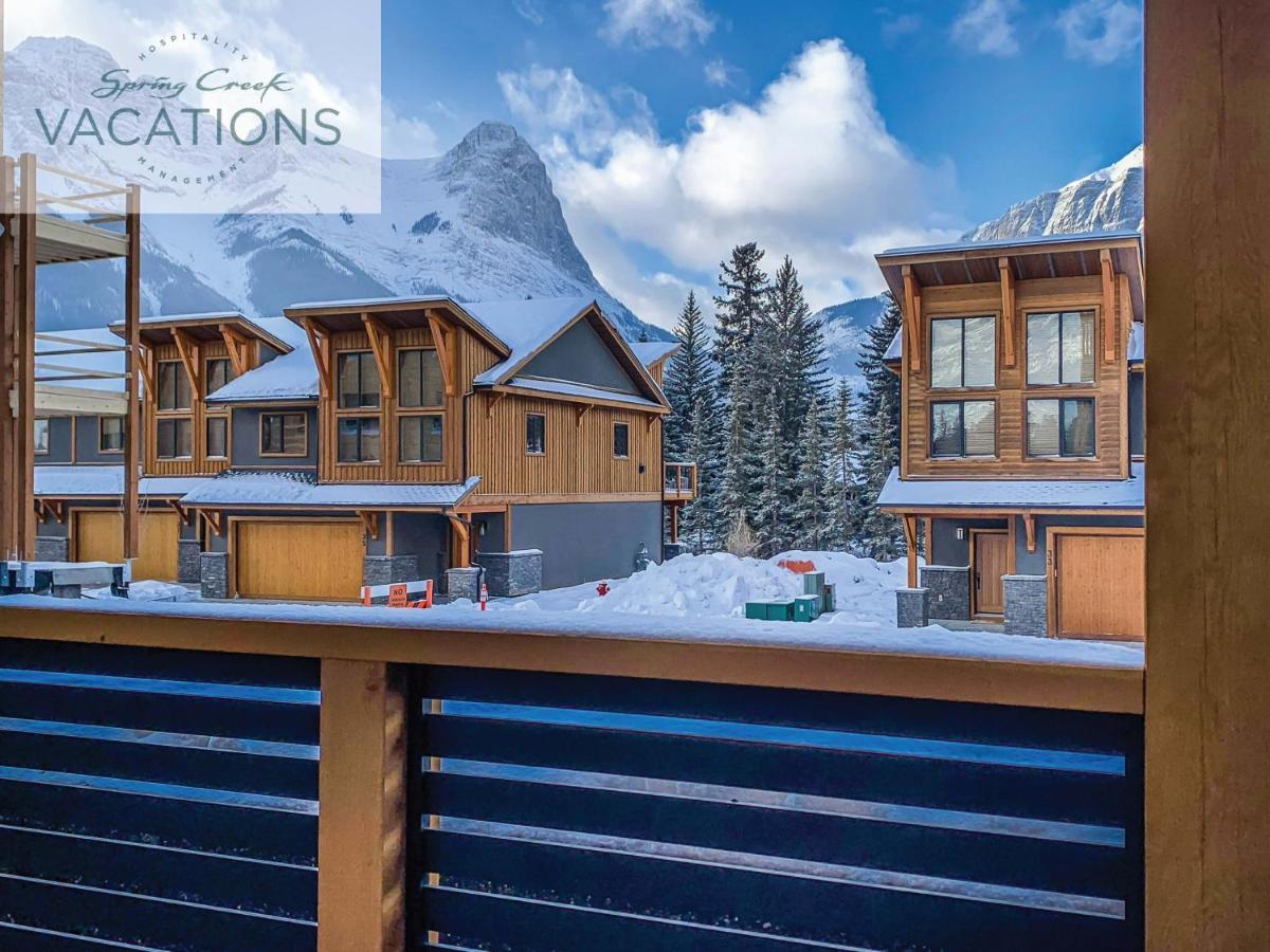 White Spruce By Spring Creek Vacations Canmore